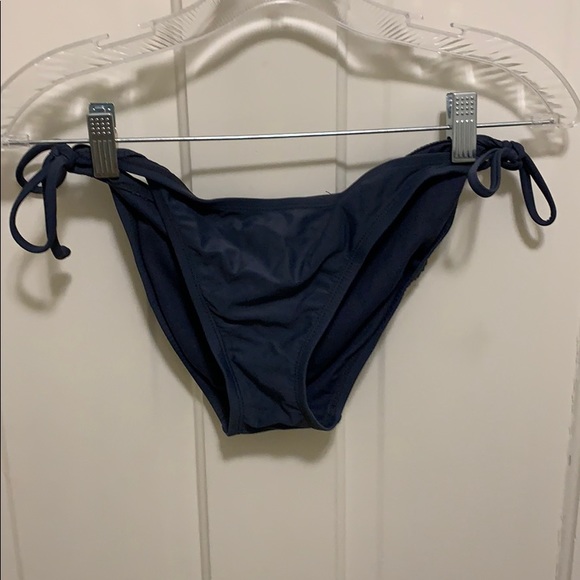 Navy Bikini 🏊🏼‍♀️ - Picture 1 of 4